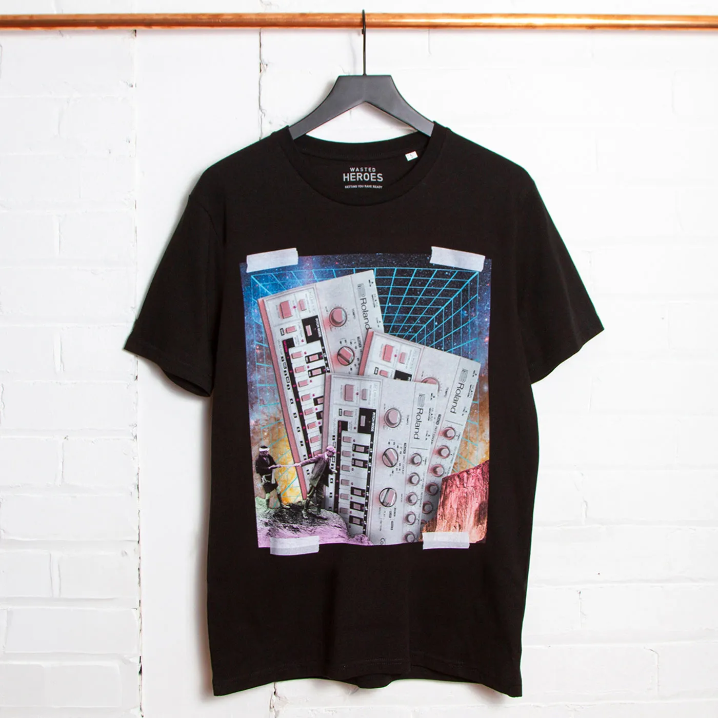 303 Rising Front Print - Tshirt - Black