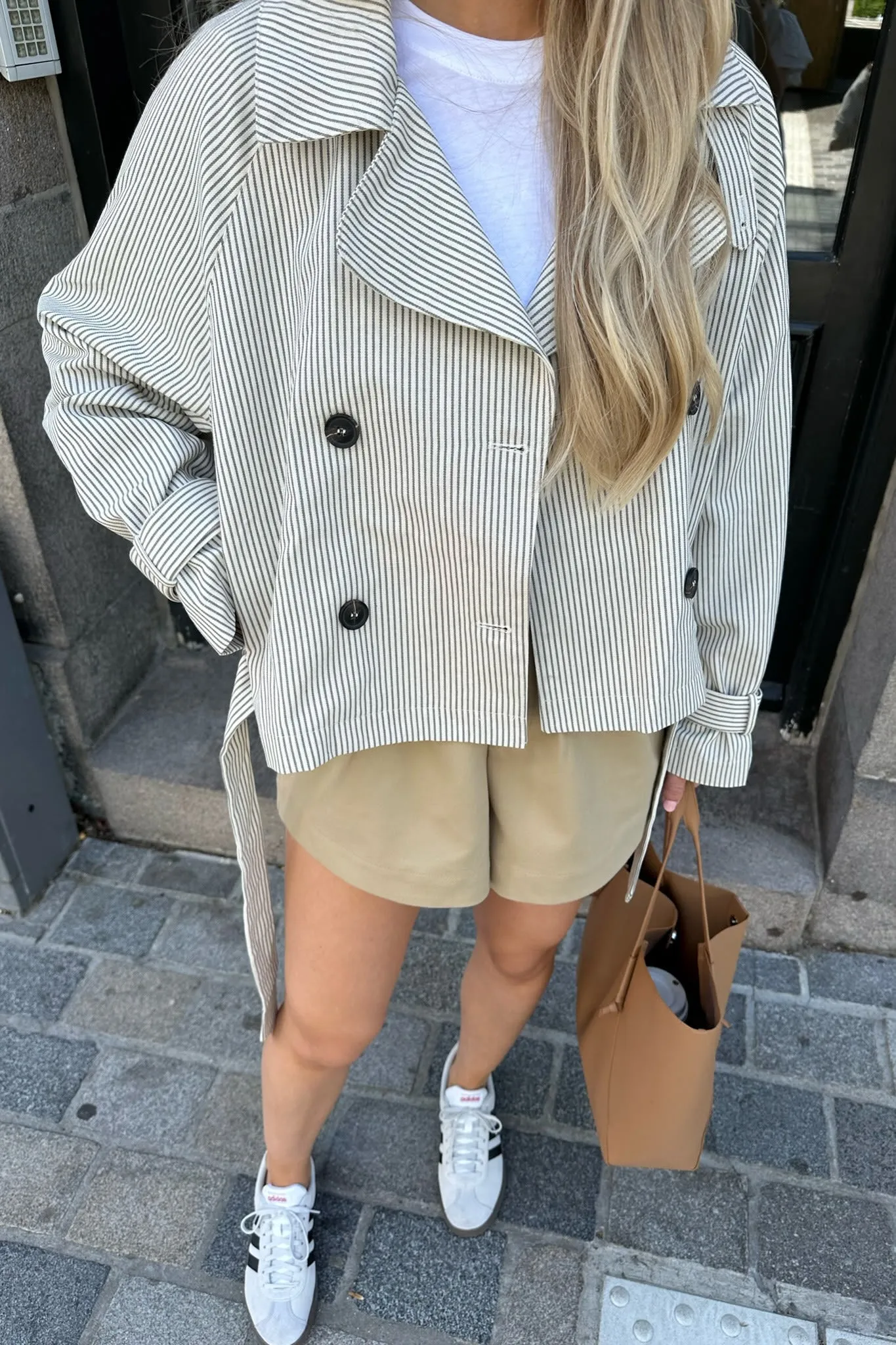 AlmaIC Trenchcoat - Beige Stribet