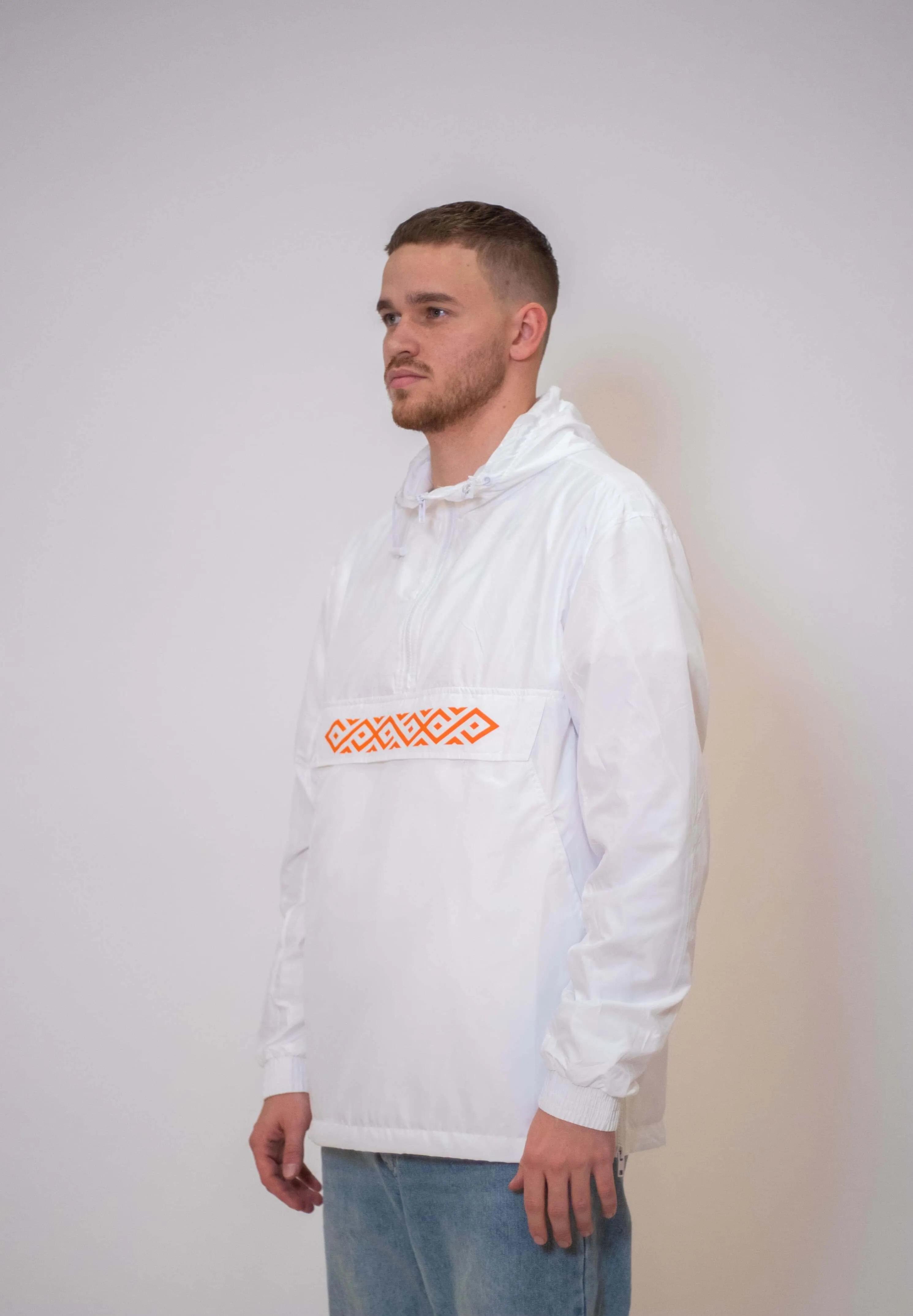 Avoque Windbreaker Men in White