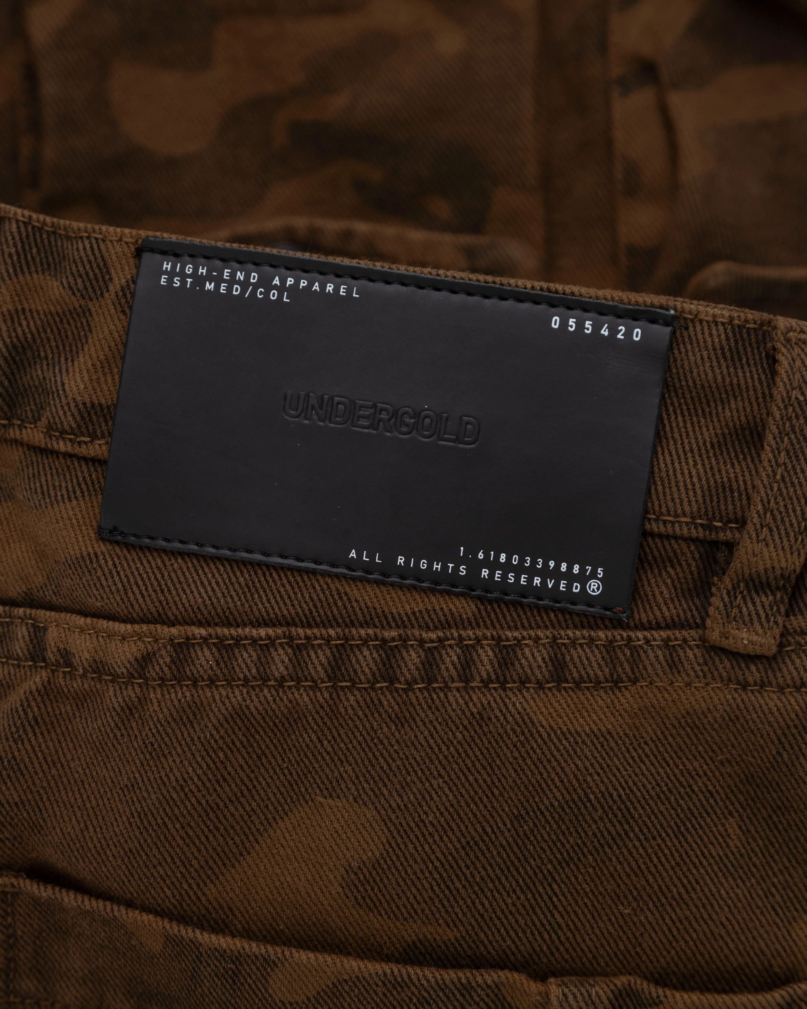 Basics MultiPocket Cargo Jean Brown Camo