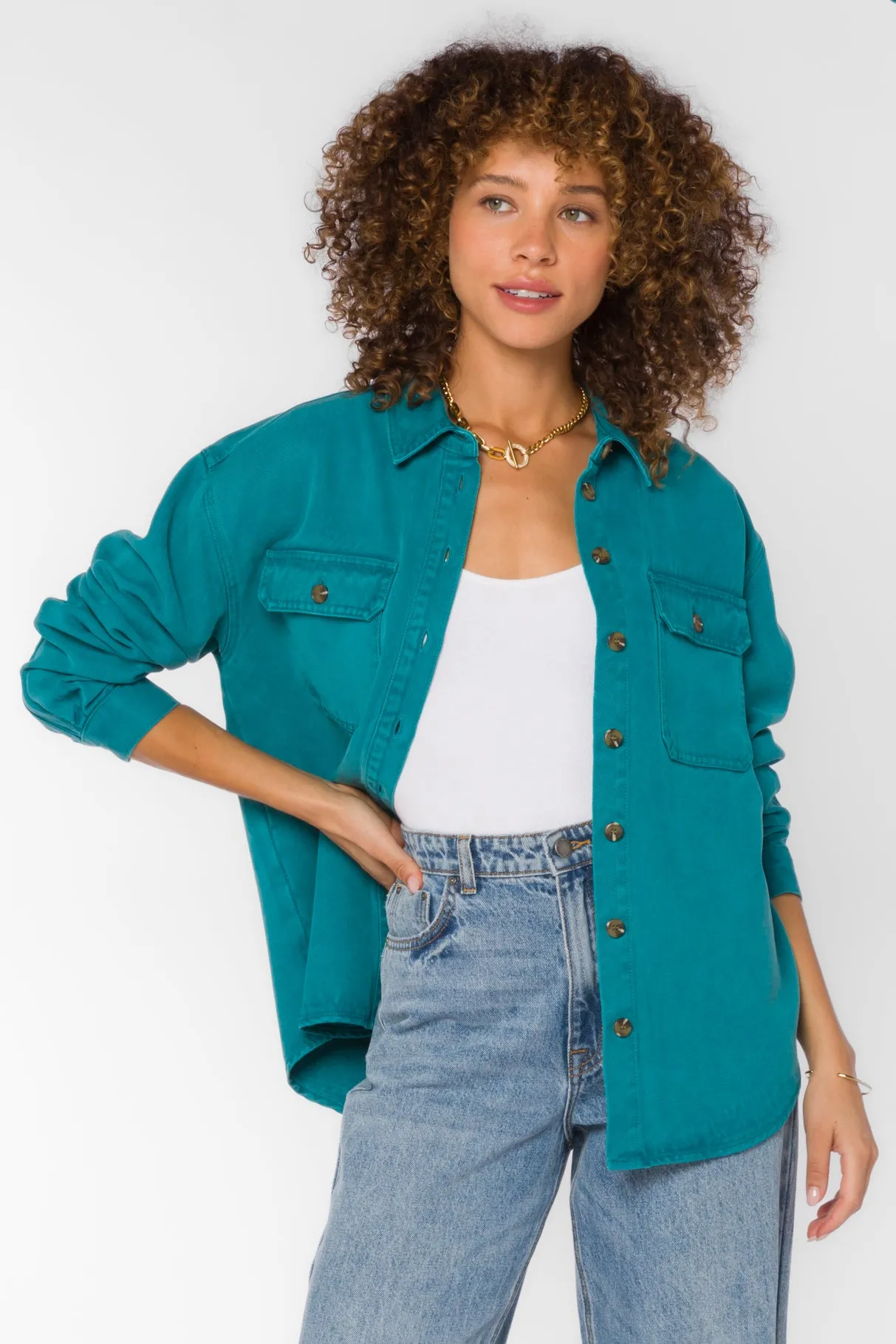 Carmele Peacock Shacket