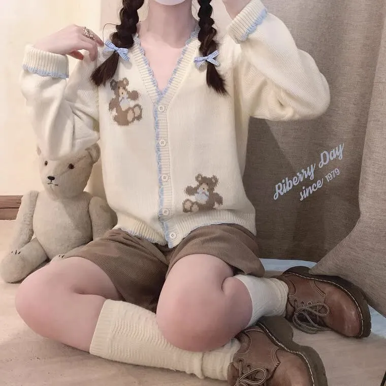 Cute bear knit cardigan BY1099