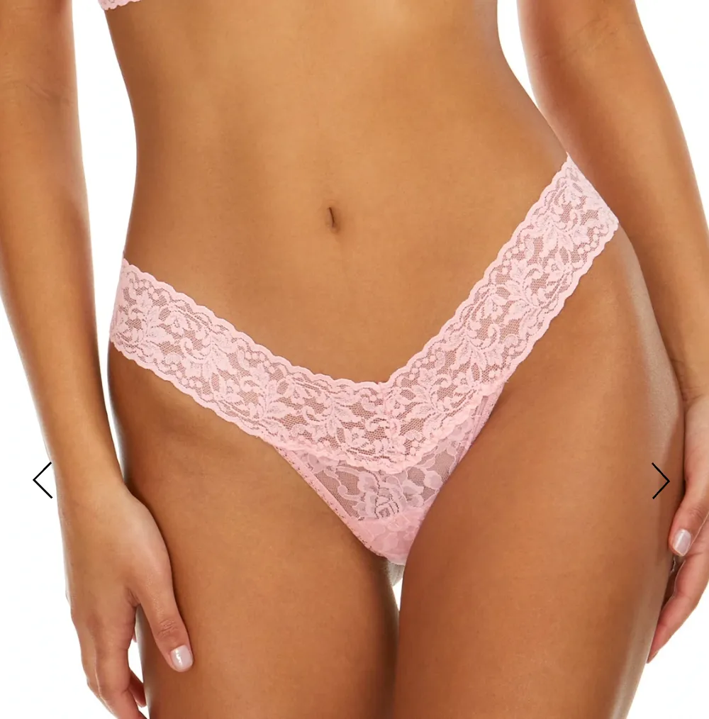 Hanky Panky Signature Stretch Lace Low Rise Thongs