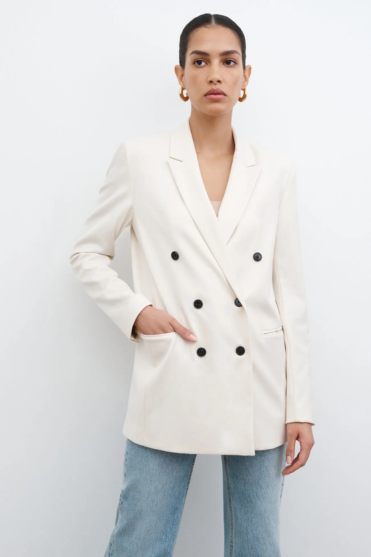 Norah Blazer