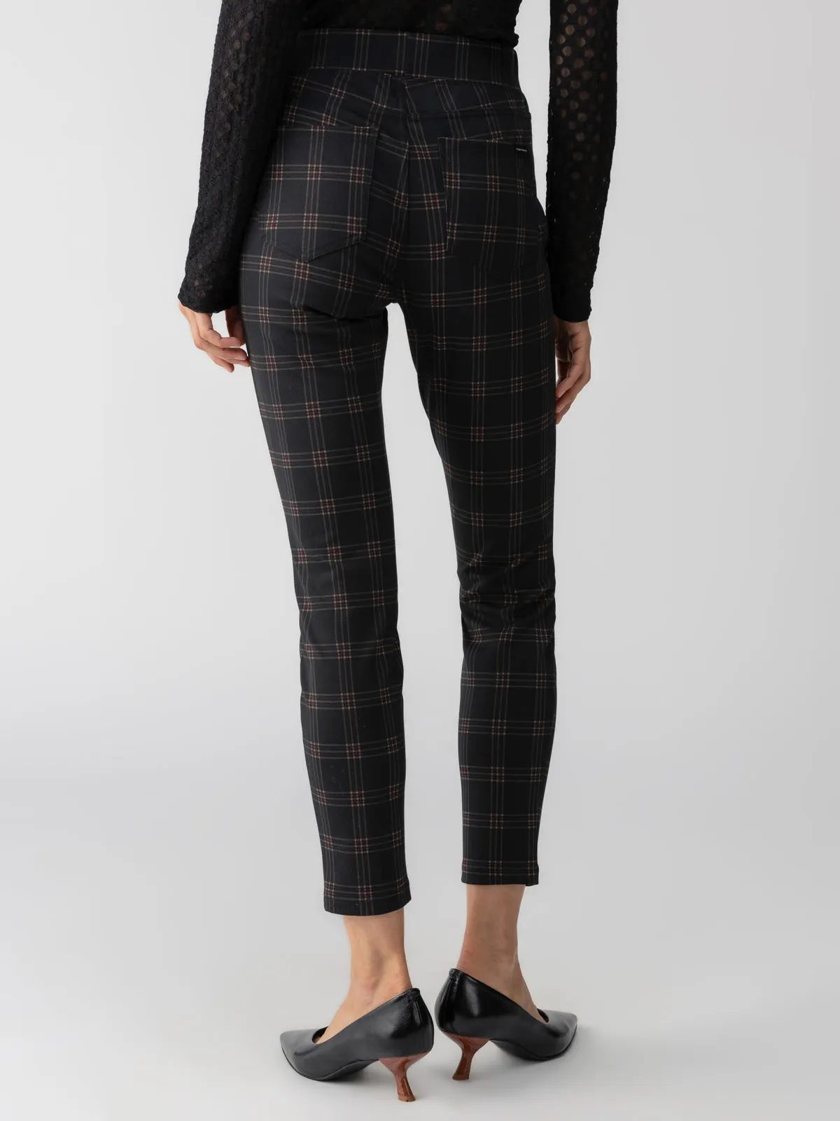 Runway Semi High Rise Legging Garnet Plaid