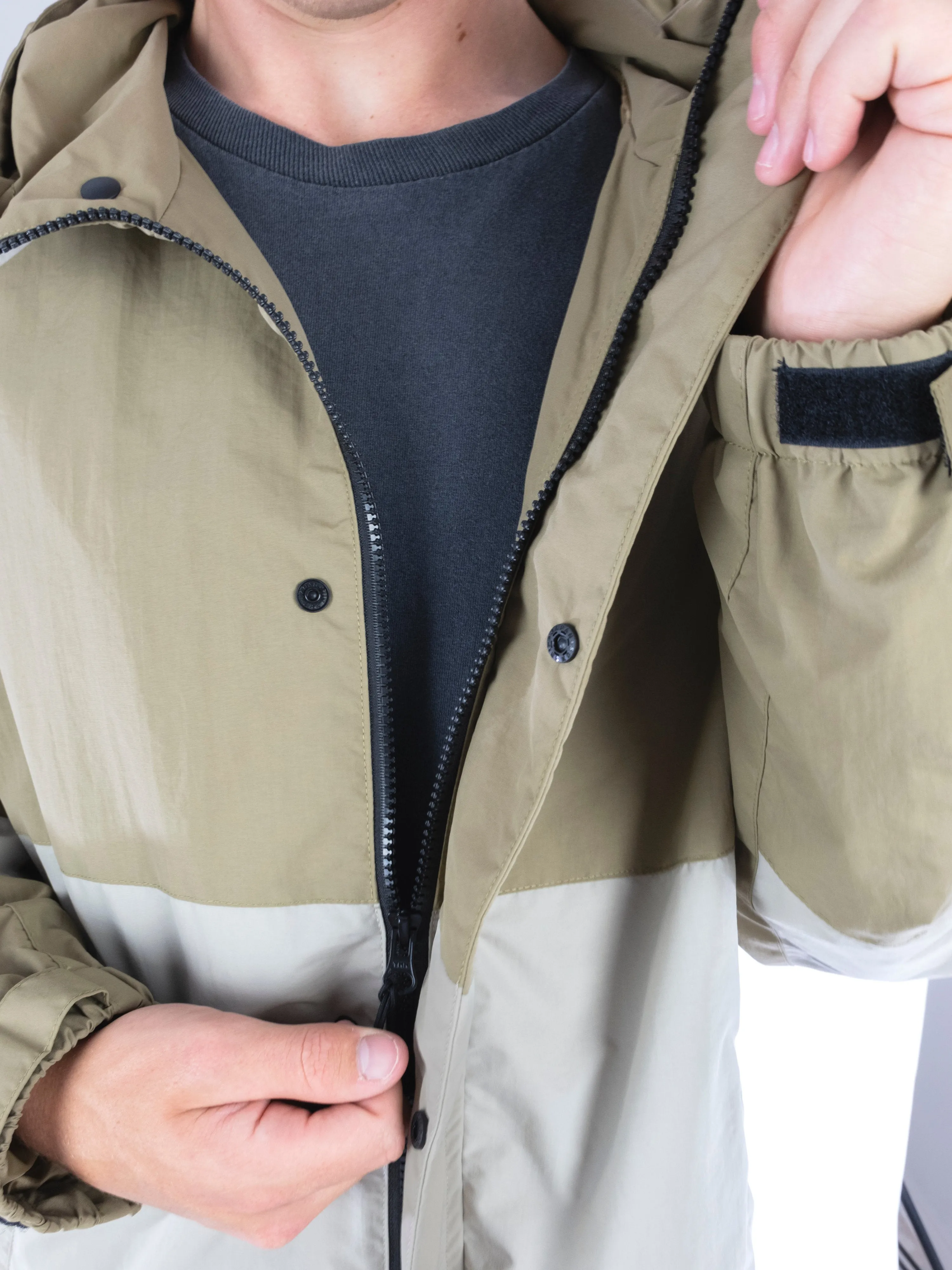 Theories Of Atlantis - Gale Winbreaker Jacket - Khaki / Sand