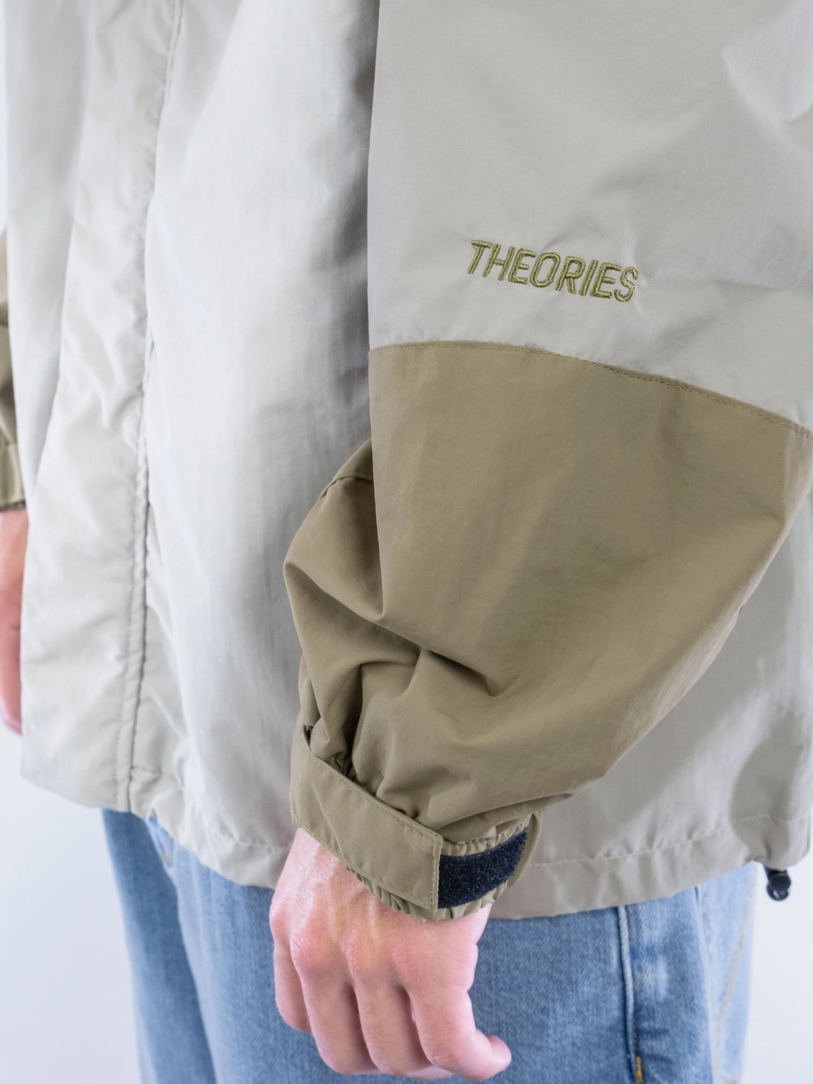 Theories Of Atlantis - Gale Winbreaker Jacket - Khaki / Sand